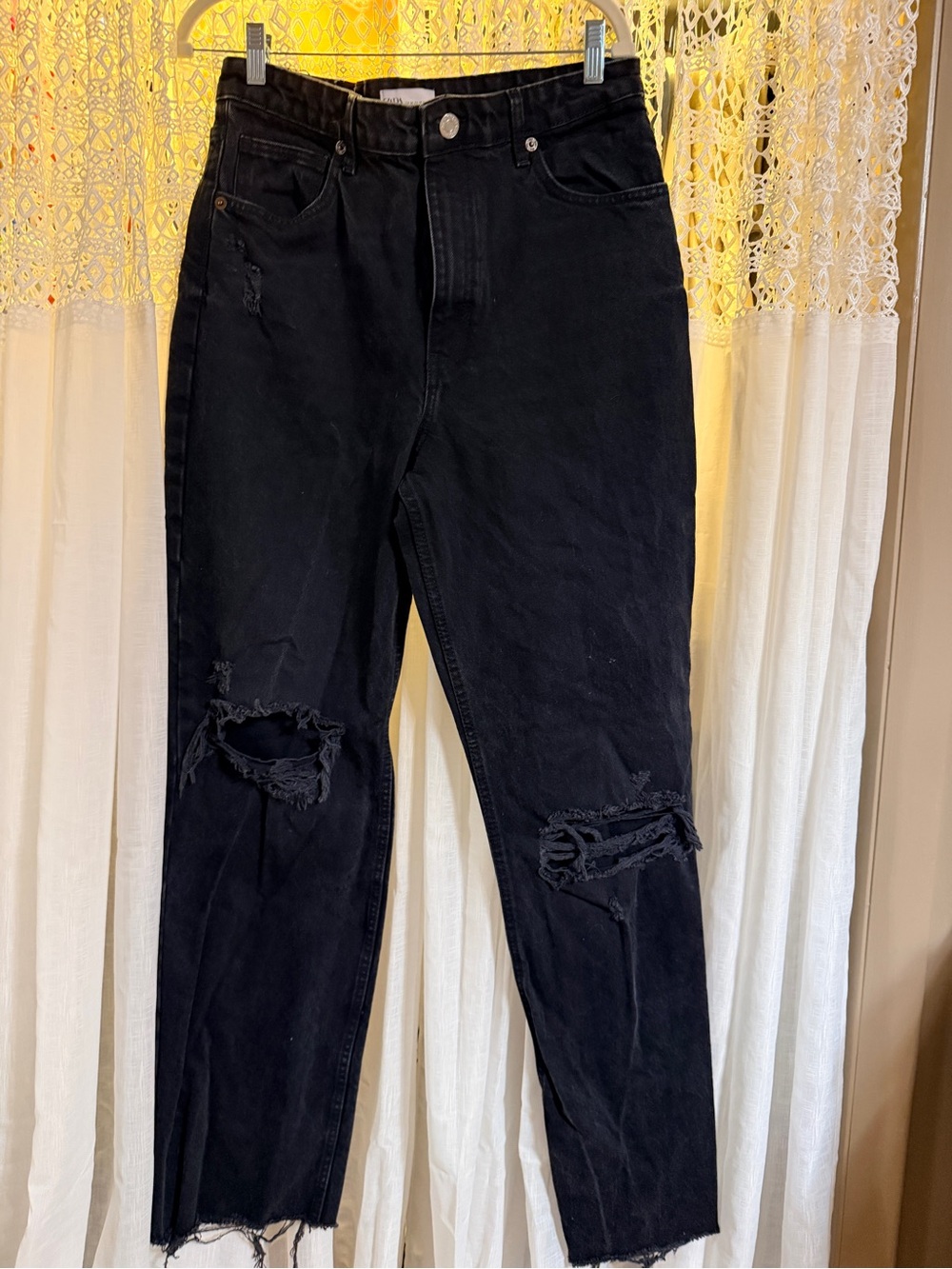 Zara Black High-Waist Distressed Jeans